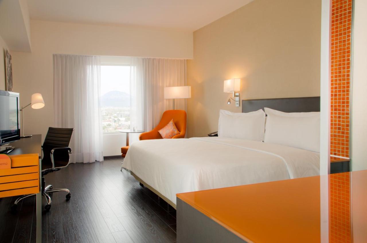 Fiesta Inn Puebla Las Animas Exteriör bild
